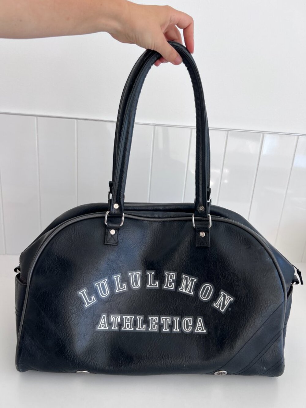 Lululemon Y2K bowling bag in black